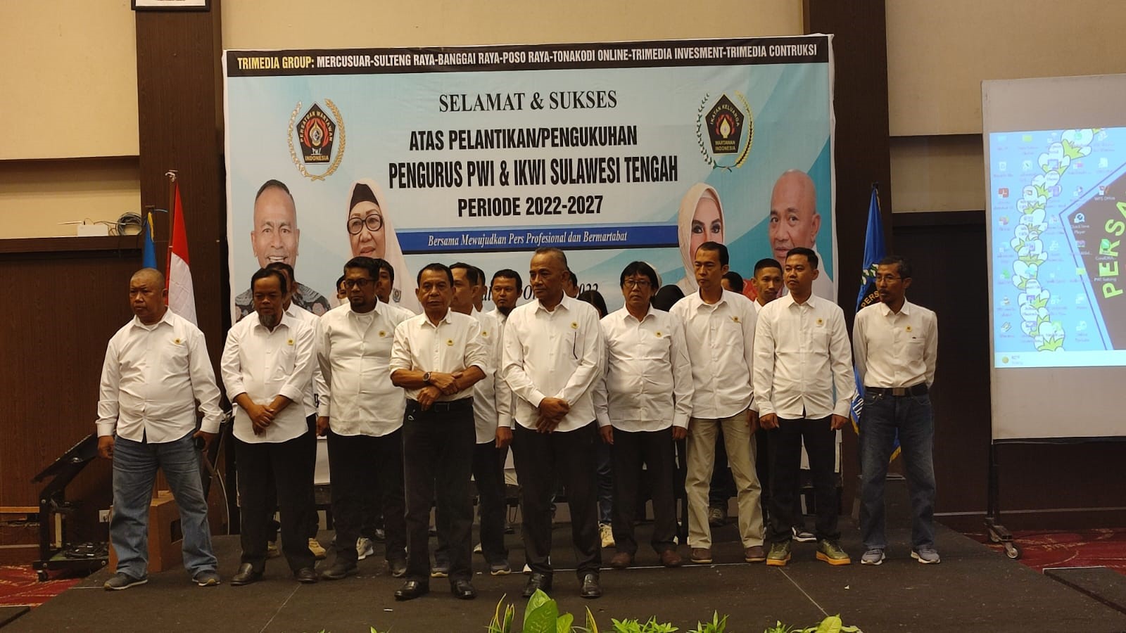 foto: Pelantikan/pengukuhan pengurus PWI & IKWI Sulteng periode 2022-2027