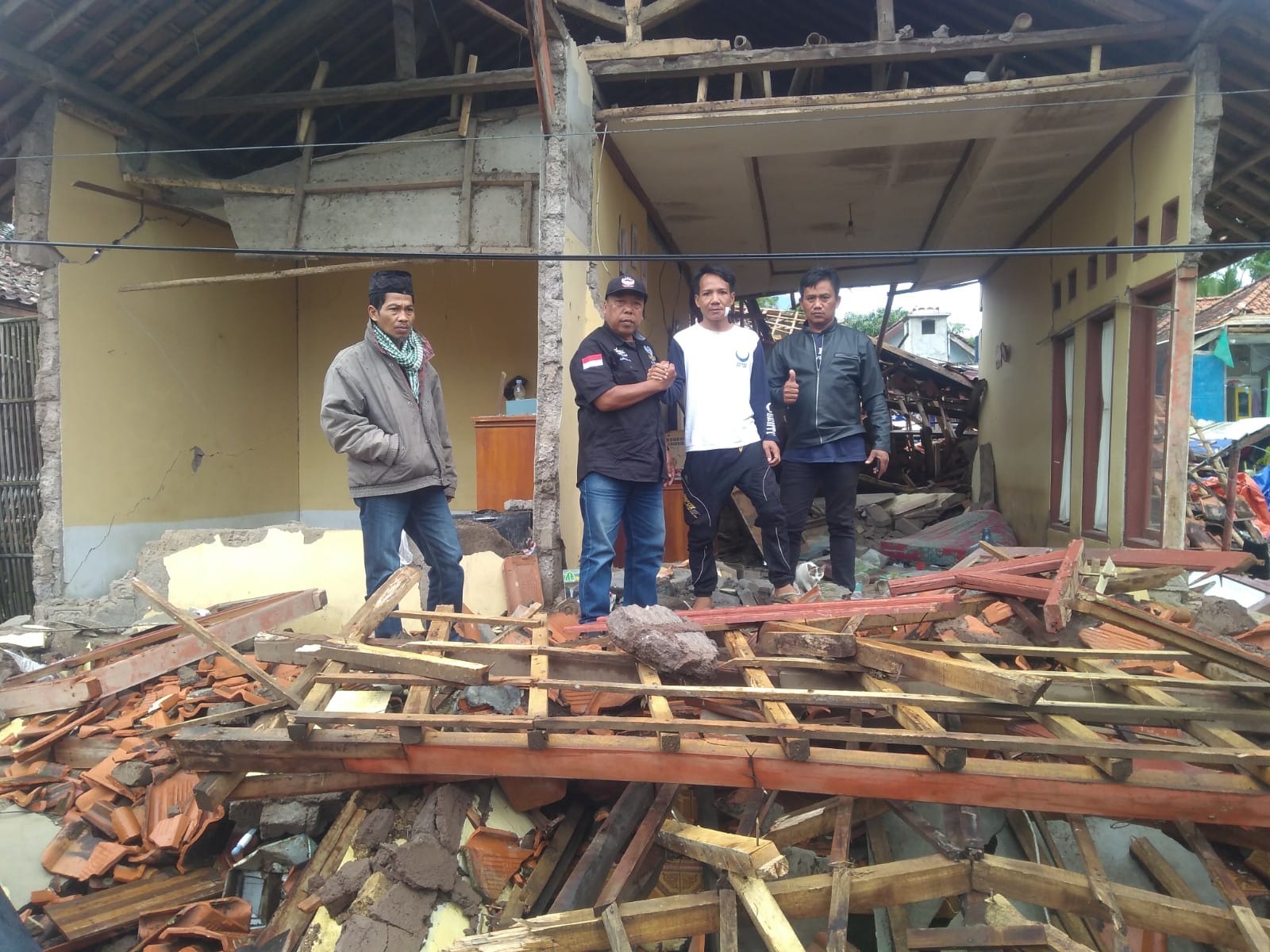 foto: BBC Skills turut membersihkan puing pasca Gempa di Cianjur 