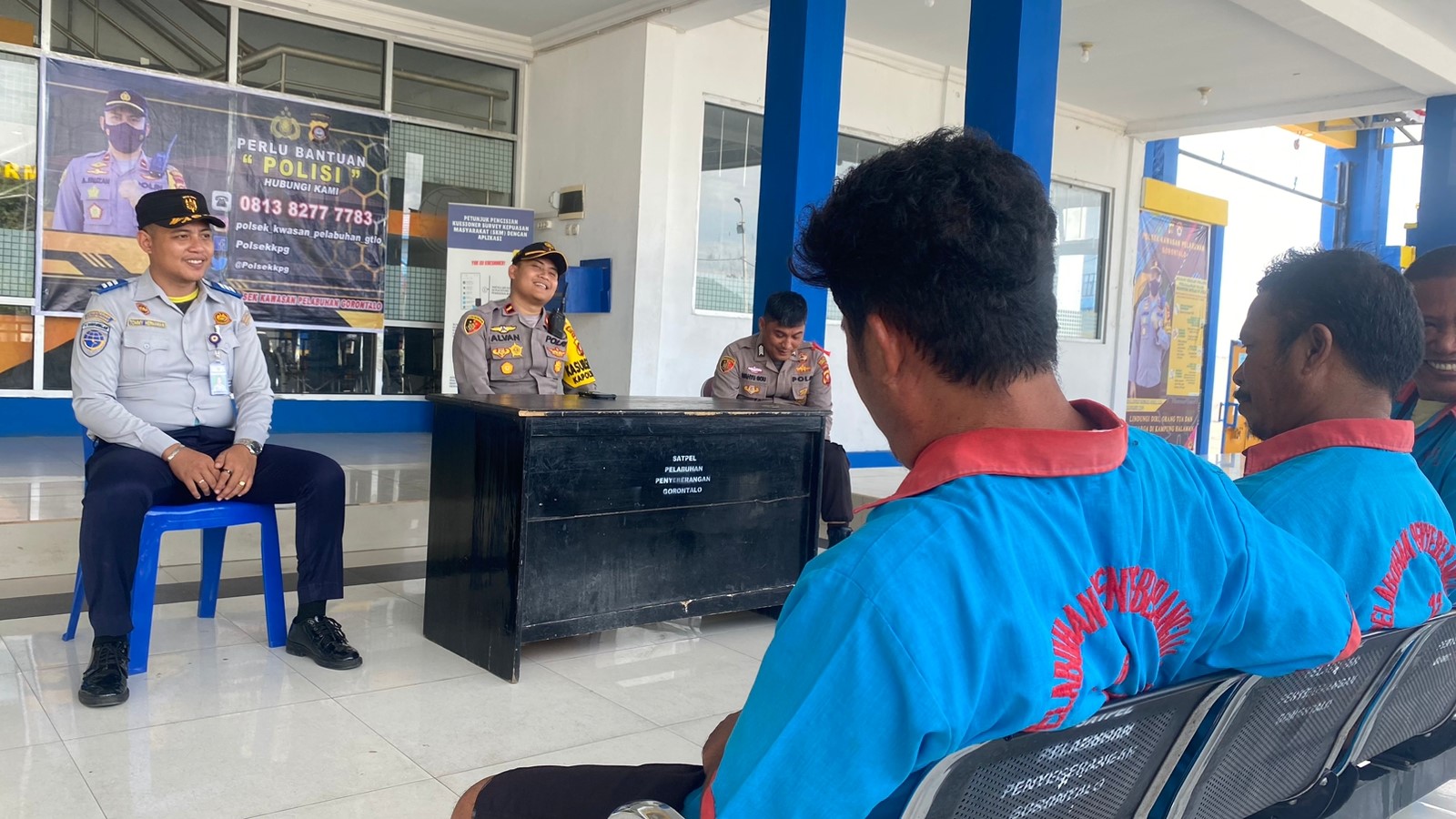 foto: Kapolsek KPG Polres Gorontalo Kota gelar kegiatan Jum'at curhat