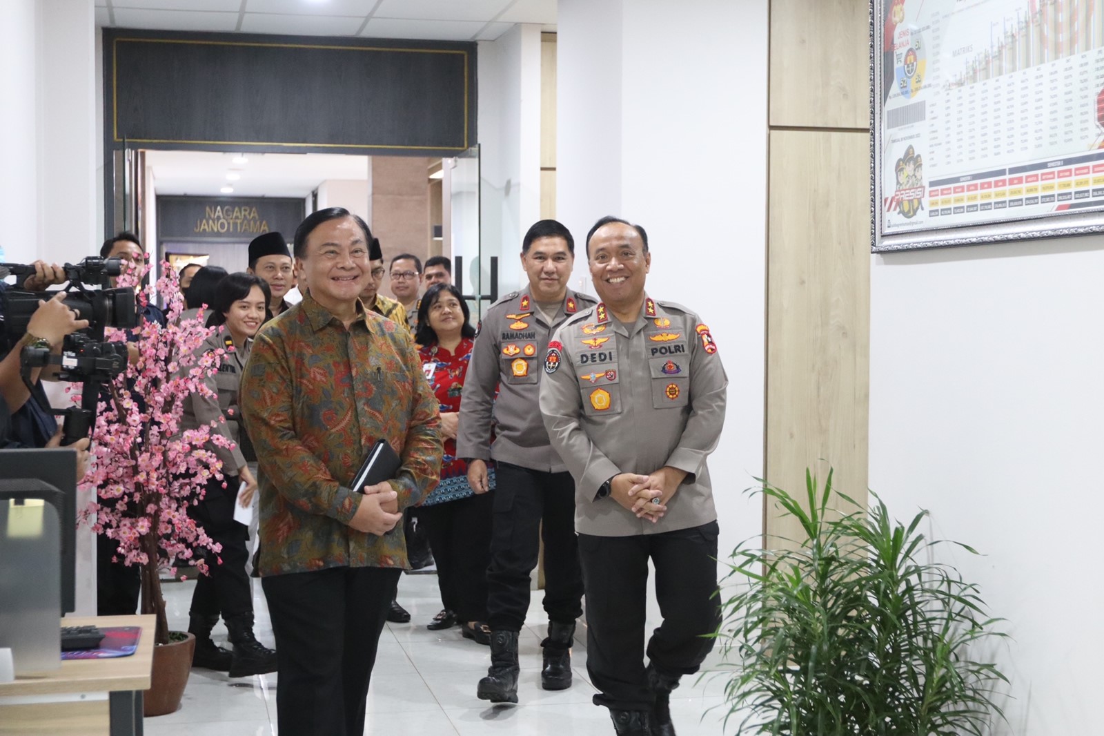 foto: Kompolnas RI kunjungi kantor divisi Humas Polri