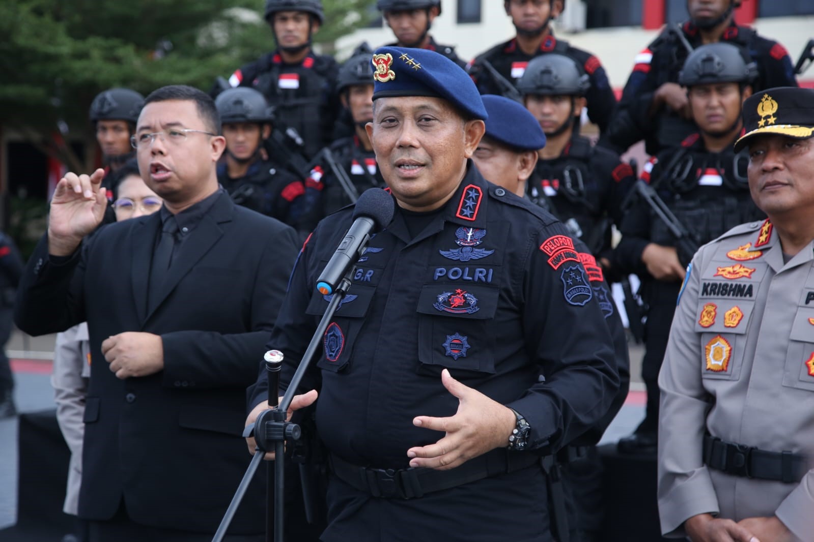 foto: Dankor Brimob Polri Komjen Anang Revandoko saat memberikan sambutan