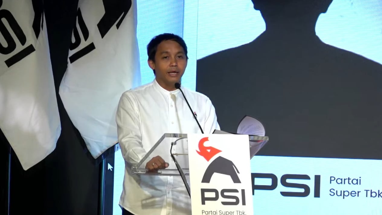 68d6655d45583-sekjen-partai-solidaritas-indonesia-psi-raja-juli-antoni_1265_711