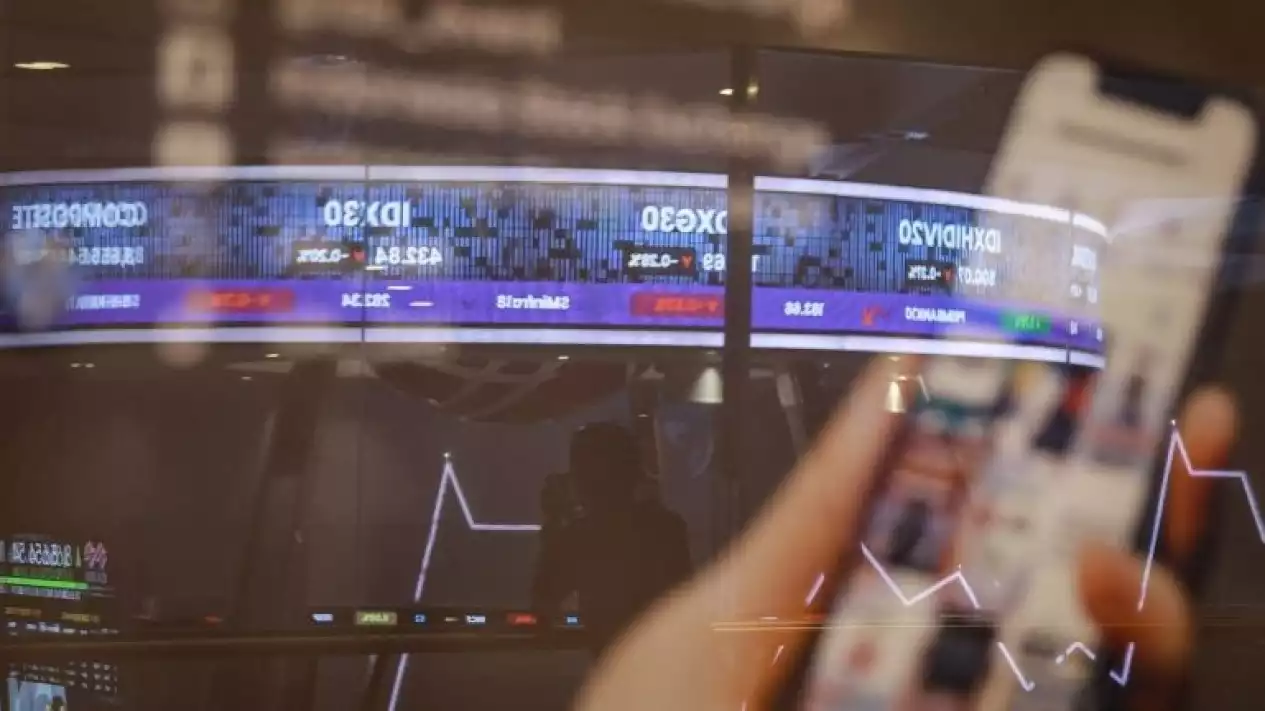 695cfcf037140-ihsg_1265_711